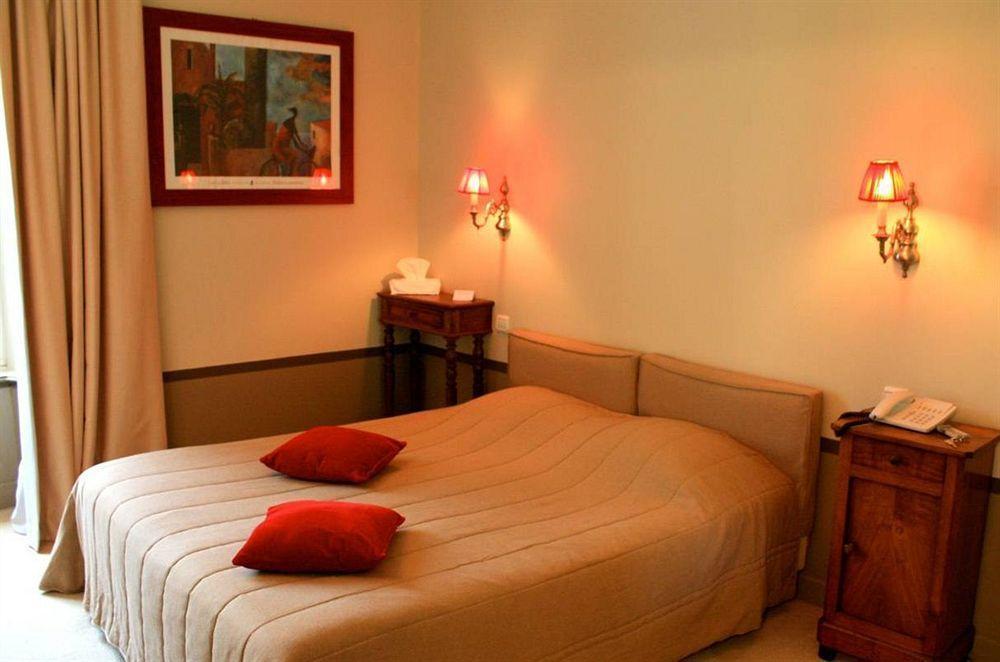 Domaine De Bodeuc Hotel Nivillac Екстериор снимка