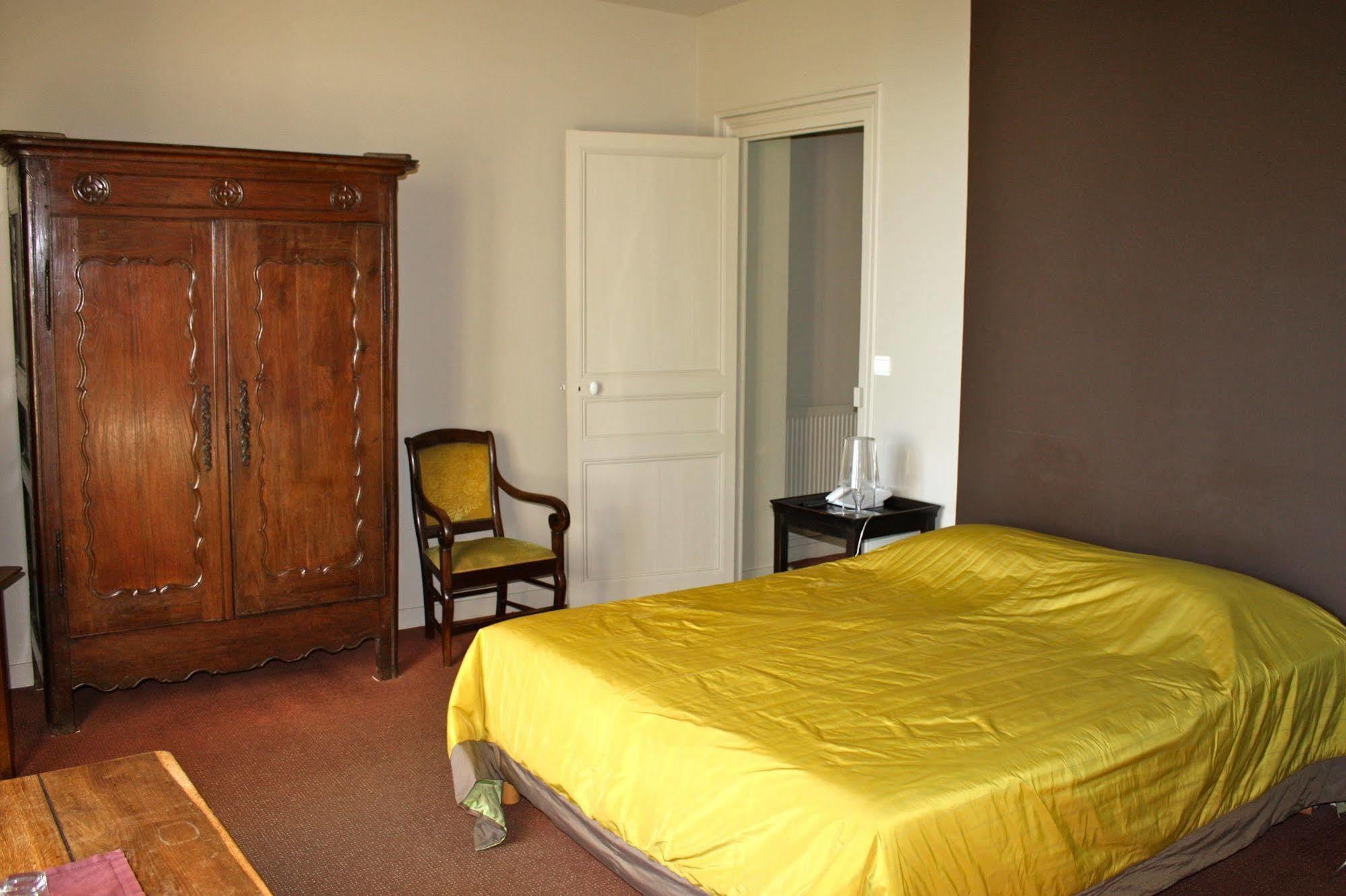 Domaine De Bodeuc Hotel Nivillac Екстериор снимка