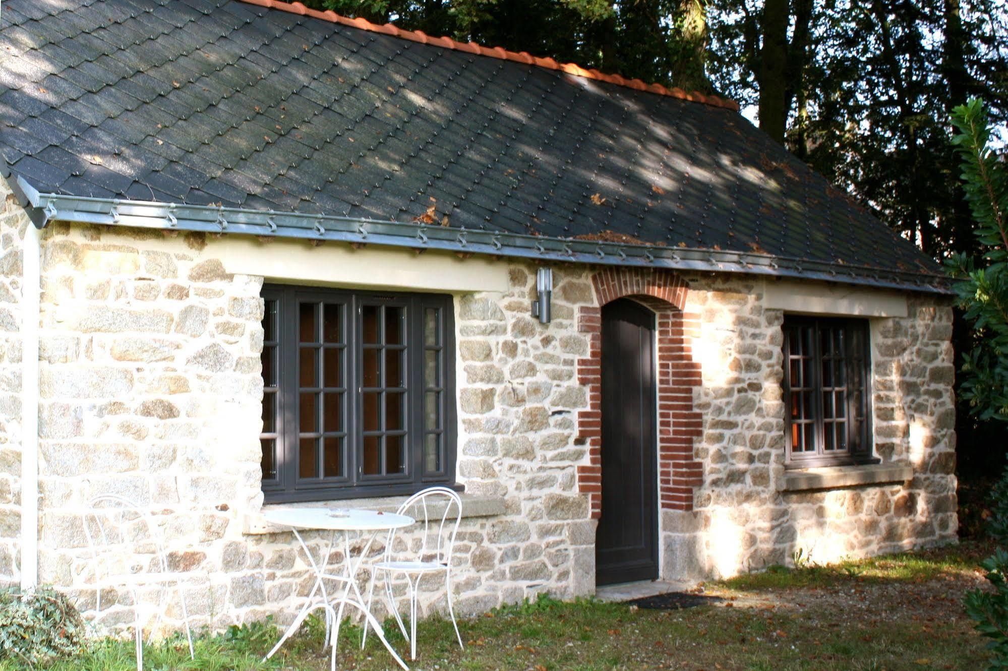 Domaine De Bodeuc Hotel Nivillac Екстериор снимка