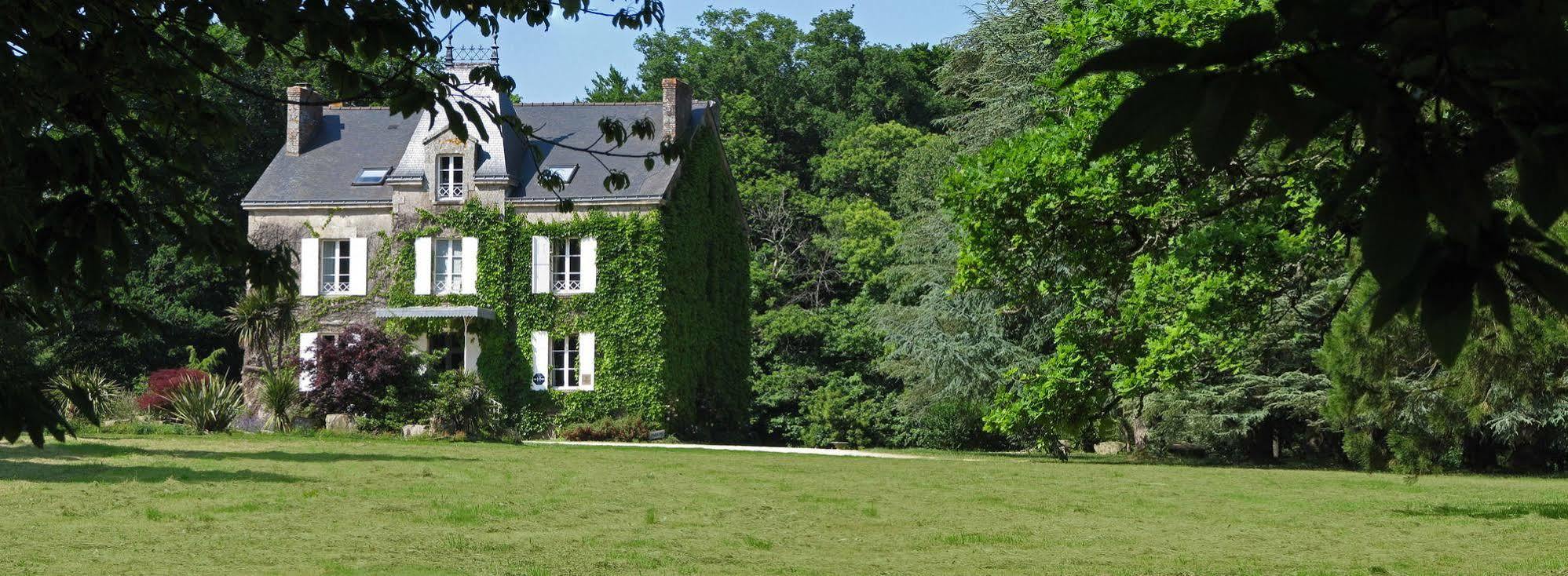 Domaine De Bodeuc Hotel Nivillac Екстериор снимка