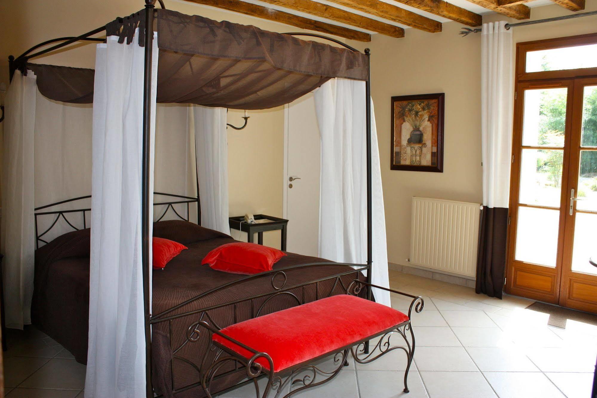 Domaine De Bodeuc Hotel Nivillac Екстериор снимка