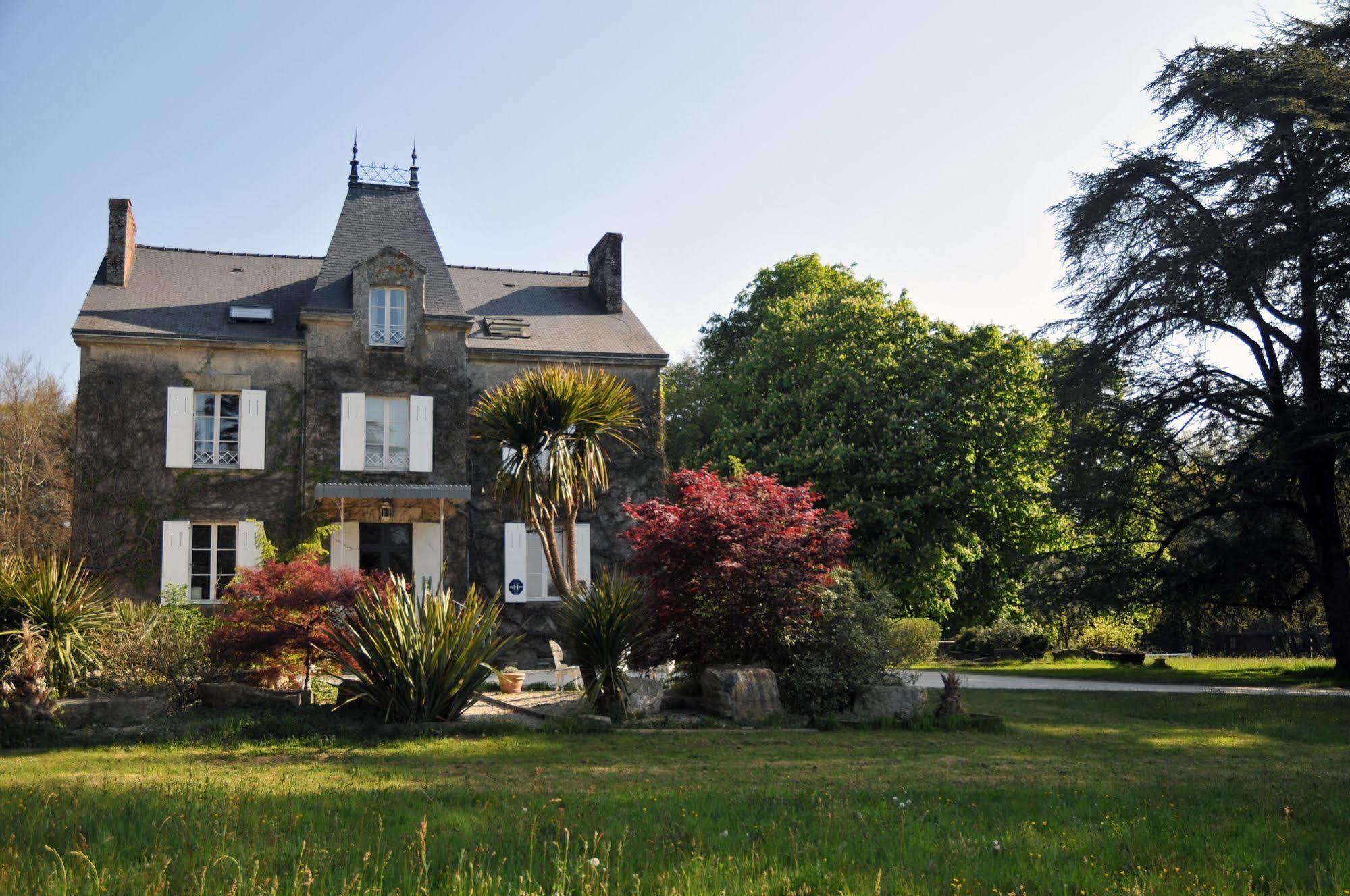 Domaine De Bodeuc Hotel Nivillac Екстериор снимка